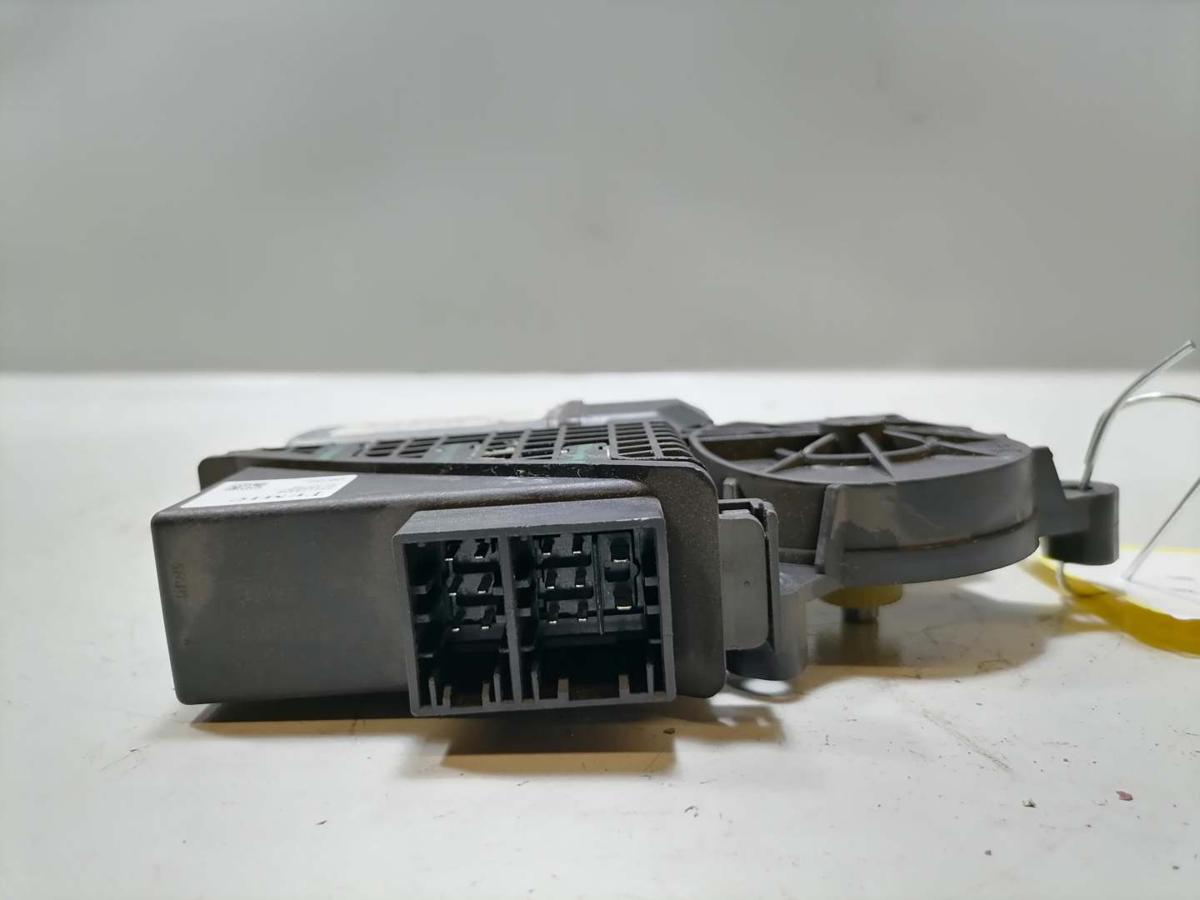VW Polo 9N3 original Fensterhebermotor vorn links Bj.2005